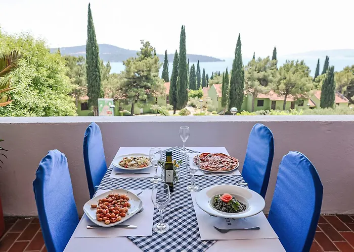 アパート Medena-3 By Interhome トロギール